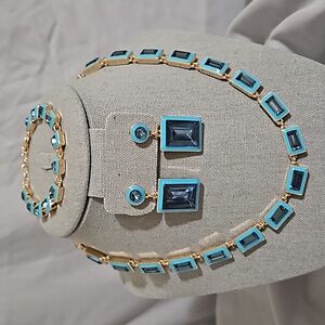Blue Crystal & Enamel Parure 3pc Earrings Necklace Bracelet Box Set